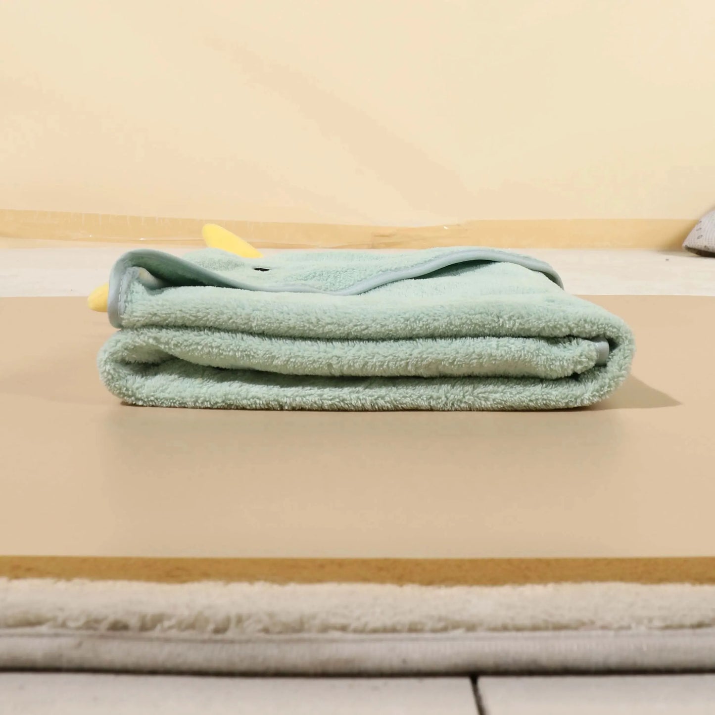 Hot Selling New Cartoon Animal Baby Bath Towel with Hood, Children'S Soft and Fast Absorbent Coral Velvet Baby Bath Towel